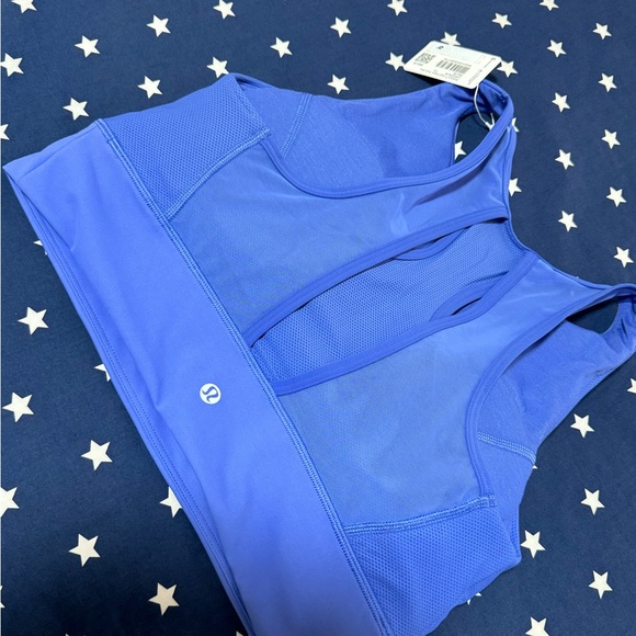 Lululemon everlux  high neck  train bra - Picture 4 of 13